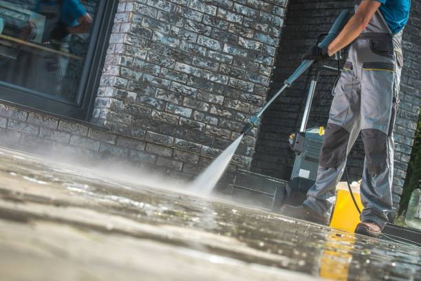 Best Pool Deck Cleaning  in Dix Hills, NY
